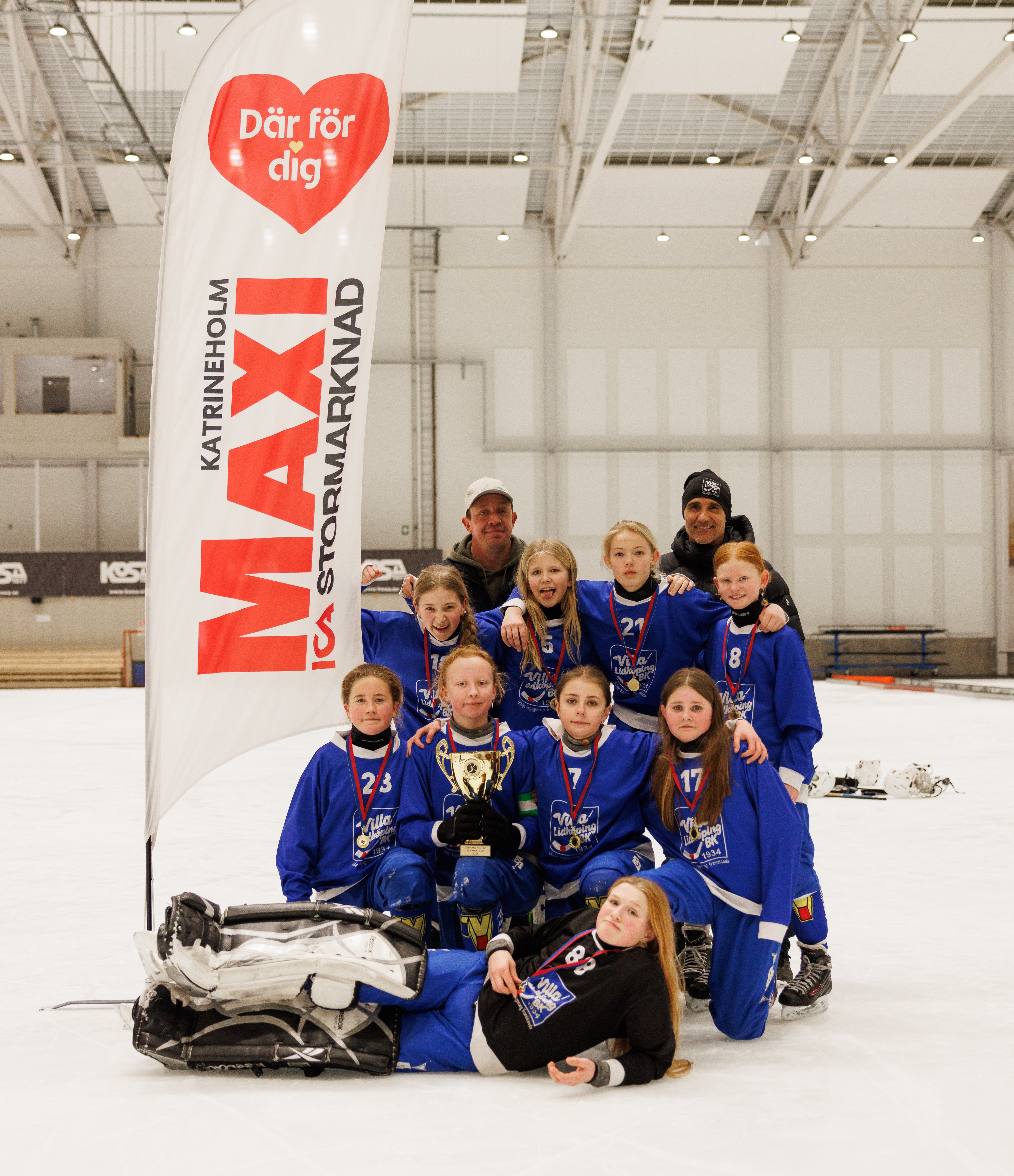 egrare i F11/12-klassen Villa Lidköping, efter finalseger mot Sandviken med 3-2